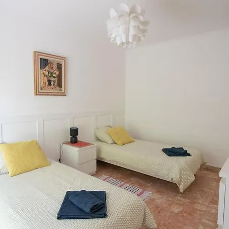 Avec Vue Panoramique Sur Et Montagne Appartement